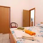 Apartman By The Sea Zuljana, Peljesac - 10218