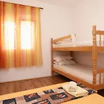 Apartman By The Sea Zuljana, Peljesac - 10218 Žuljana